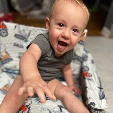 how is my baby boy already a year old🥺 you're the sweetest boy and i'm so  happy i'm your momma ❤️‍🔥❤️‍🔥 i love you forever babe