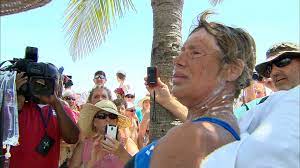 How far is florida from cuba. Diana Nyad Makes History Swimming From Cuba To Florida
