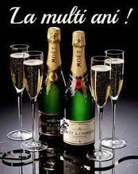 Felicitări și urări cu ziua de naștere a fiicei sau fiului. Imagini Pentru La Multi Ani Pentru Barbati Poze Champagne Champagne Bottles Happy Birthday Woman