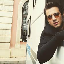 Instagram Fotografi Mert Yazicioglu 5 Kasim 2018 11 40 Goruntuler Ile Unluler Portre Instagram