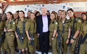 The women in the israel defense forces are female soldiers who serve in the israel defense forces. Breaking Record 1 000 Women Join Idf Combat Units This Summer The Times Of Israel