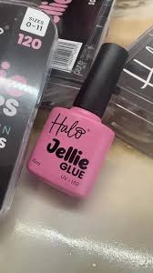Just a little video showing off my absolute favourote product!!! Jelly tips  by @purenailsuk #jellytips #halojellytips they are extremely versatile,  strong yet flexable and who doesnt love a new set ...