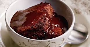 Recette De Gateau Pouding Au Chocolat Coup De Pouce Desserts Dessert Recipes Delicious Desserts
