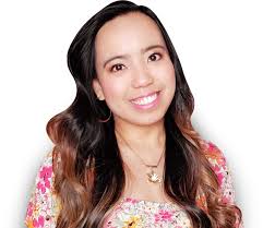 Candace Santos's Instagram, Twitter & Facebook