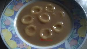 Kalau kreatif lagi boleh adun tepung pulut dgn labu manis atau keladi. Tepung Gomak Kedah