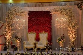 Best Flower Decorators In Bangalore Wedding Stage Decorations Wedding Backdrop Decorations Wedding Hall Decorations