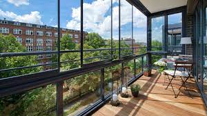 Cam balkonda paneller cam kullanılarak üretildiği için normal cam temizliği gibi bu ürün temizlenebilir. Cam Balkon Korkuluk Cesitleri Ankara Cam Balkon Mare Cam Balkon