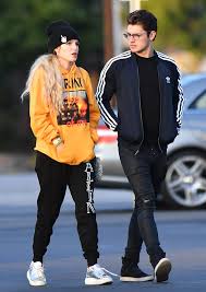 Check spelling or type a new query. Bella Thorne With Gregg Sulkin Studio City 05 29 2017 Celebmafia