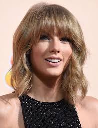 Feathered bangs are also a great choice for many face shapes. 40 Chic Feathered Hairstyles For Short Medium And Long Hair