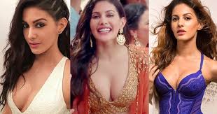 Watch #rowdyraja hindi dubbed full movie (raju gadu) with english subtitles, starring #rajtarun, #amyradastur amyra dastur hit and flop all movies list with box office collection analysis,amyra dastur is one of the most talented actress of. 21 Hot Photos Of Amyra Dastur Actress From Prassthanam Isaaq And Mr X Spideyposts Top 10 Of Hollywood And Bollywood Actresses Movies Songs Videos Fashion