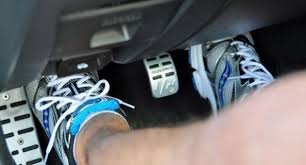 Lesen memandu motosikal b2 dan kereta auto da. Sembangderas Mana Lebih Seronok Pandu Gear Manual Atau Automatik