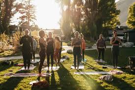 Digital Detox Destinations Guide | Best Screen-Free Vacations & Retreats