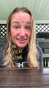 Dina Bergman's Instagram, Twitter & Facebook