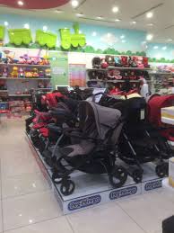 Babyshop Uae Dubai Mall Dubai Baby Toys Clothes Visual Merchandising Layout Landscape Www Clearretailgroup E Baby Shop Kids Store Baby Toys