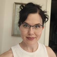 Mindy Sipes's Instagram, Twitter & Facebook