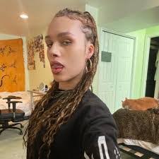 Andrew Loria's Instagram, Twitter & Facebook