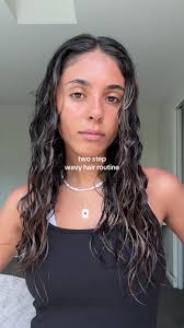 Wavy Hair Routine: Quick 10-Minute Styling Guide