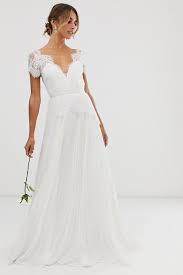 After getting to know the different styles of bridal dresses, sort through our selection of wedding dresses using other filters, such as neckline style, waist style, dress length, train length, and fabric. 31 High Street Wedding Dresses 2021 Cheap Wedding Dresses