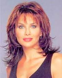 Hairstyles For Women In Their 70s Hairstyles Pictures Medium Layered Hair Haircuts For Medium Length Hair Medium Length Hair With Layers
