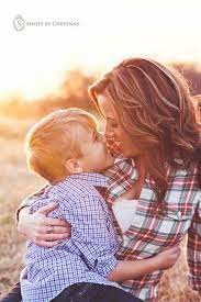 Family Picture Pose Ideas With One Child Capturing Joy With Kristen Duke Mommy Son Pictures Mother Son Photography Family Picture Poses