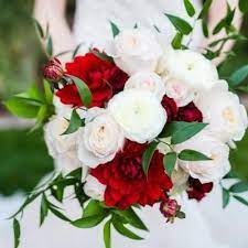 Roses and red carnations wedding bouquets. White Roses And Red Carnations Make For The Perfect Bridal Bouquets Kaila Cales Photography White Carnations Wedding Carnation Wedding Carnation Centerpieces