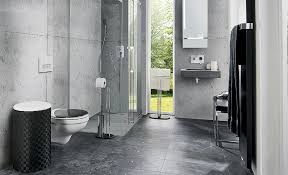 Im badezimmer ist es feucht, oft spritzt wasser auf den fußboden und. Vinylboden Bad Selbst De