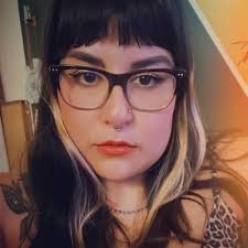 Lesly Limon (@macabre_cutie)