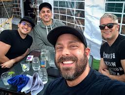 Dan (@beefinthetrifle) • Instagram photos and videos