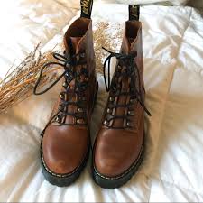 Auth dr.martens leona vintages smooth ultra thick sole women 7 0us no.72844top rated seller. Doc Martens Leona Boot Doc Martens Doc Martens Outfit Summer Hiking Boots Fashion