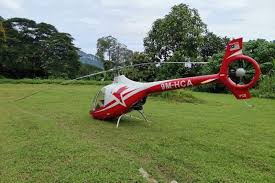 Kemudian saya nampak helikopter merah melanggar bahagian belakang helikopter biru, menyebabkan bahagian ekor helikopter biru patah dan senget sebelah, katanya ketika ditemui pemberita di lokasi kejadian, hari ini. Kemenhub Malaysia Dua Helikopter Tabrakan Dua Orang Meninggal Antara News