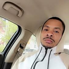 Hung Lao (@Tretastic)