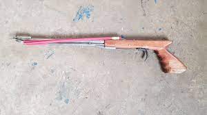 Tombak pencari ikan artikel ini adalah revisi yang ketiga yamg dikarenakan ada perubahan teknik pembuatannya. Speargun Trigger Mechanism Tutorial Cara Membuat Trigger Senapang Ikan Speargun Youtube