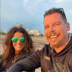 Deanna Belcher's Instagram, Twitter & Facebook