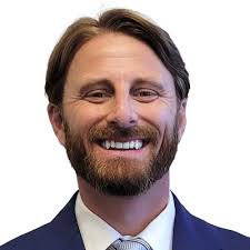 Big news to share. After cutting my teeth in CRE brokerage with Avison  Young almost 10 years ago, I'm taking