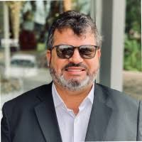 Carlos Bernardo - Director Adm Universidad Central Del Paraguay, (Medicina  UCP). | LinkedIn