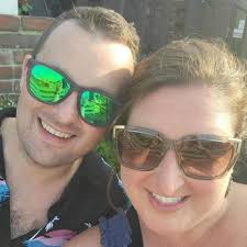 Shelby Briggs and Darren Scully's Wedding Website