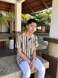 Jevin julian si dj ganteng, tentunya cowok keren ini siap jadi idola baru para wanita. Pin Oleh Nat Di Tengku Potret Diri Pria Karya Seni Kopi