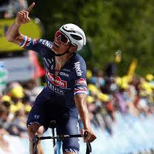 Tour de france debutant mathieu van der poel snatched the race leader's yellow jersey with a win in the second stage on sunday. Tour De France Mathieu Van Der Poel Powers To Yellow After Stage Two Victory Tour De France The Guardian