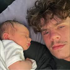 Daniel Ashcraft (@daniel.ashcraft.944) • Facebook, Connect with friends