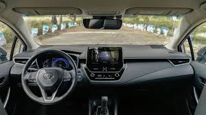 トヨタ・カローラ, toyota karōra) is a line of subcompact and compact cars manufactured by toyota. 2020 Toyota Corolla Altis 1 8 V Hybrid Cvt Review Price Specs Features