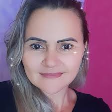 Creuza Medeiros-Gestão de anúncios e Redes Sociais