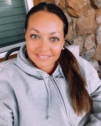 Haunted by the Past: Unraveling the Mystery of the Serial Unaliver