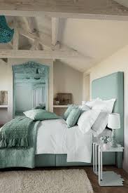 10 Gorgeous Master Bedrooms That You Can Diy Four Generations One Roof Rustic Bedroom Decor Rustic Bedroom Home