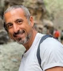 من رآني لديه فاز بسري في جنى جنتيه سر كتيم الامام فخر الدين