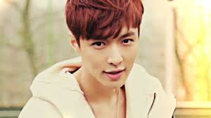 New Reports Say Exo S Lay Collapsed From Exhaustion Not Food Poisoning Soompi