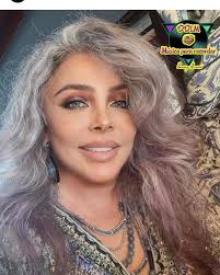 Verónica Judith Sáinz Castro , nacio en Ciudad de México, eln19 de octubre  de 1952, conocida simplemente como Verónica Castro es una actriz, cantante  y presentadora de televisión mexicana. Es conocida como