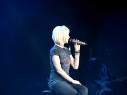 The accompanying music video for. Kellie Pickler I Wonder Live Youtube