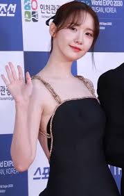 Im Yoon-ah passionate connection with Jong-suk in the show