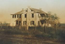 The house was owned by a family of crazed cannibals. Then Now Movie Locations The Texas Chainsaw Massacre 1974