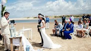 • montaje de ceremonia en la playa. Bodas En La Playa Alhma Beach Club Esencia El Palmar De Vejer Youtube
